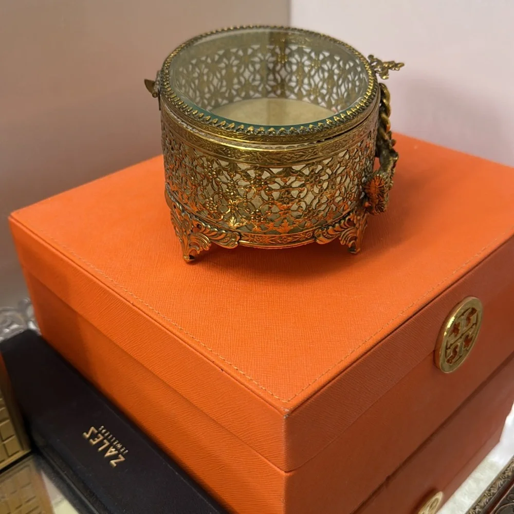 Stylebuilt Vintage 24k Gold Plate Jewelry Case